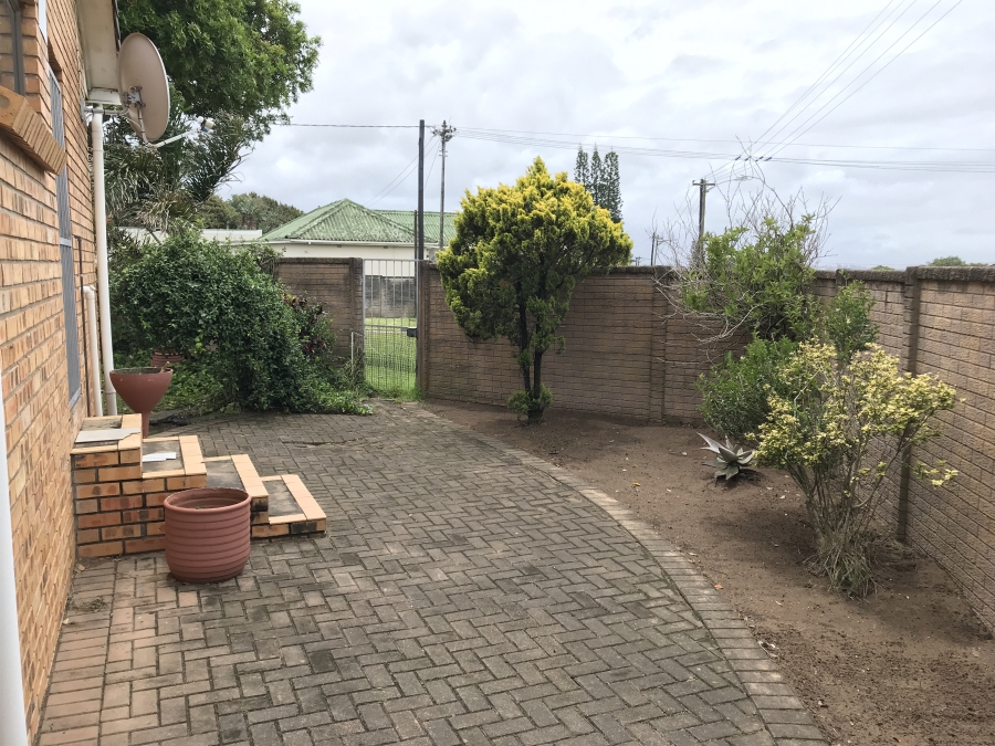 To Let 3 Bedroom Property for Rent in Greenfields Eastern Cape